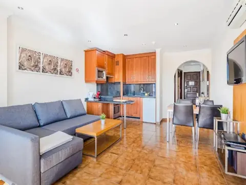 1-Bed Apt | Sea, Pool & Marina – 2