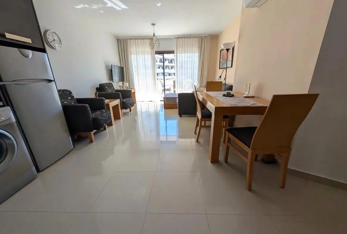 Apartment with Spacious Terrace in Park Albatros, Tenerife Sur – 3