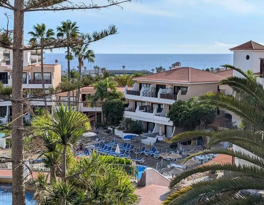 Unique Apartment with Terrace & Waterfall Sounds – Park Albatros, Golf del Sur