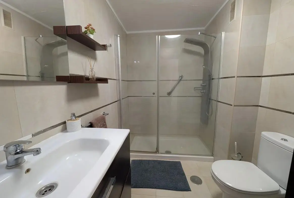Apartment with Spacious Terrace in Park Albatros, Tenerife Sur – 6