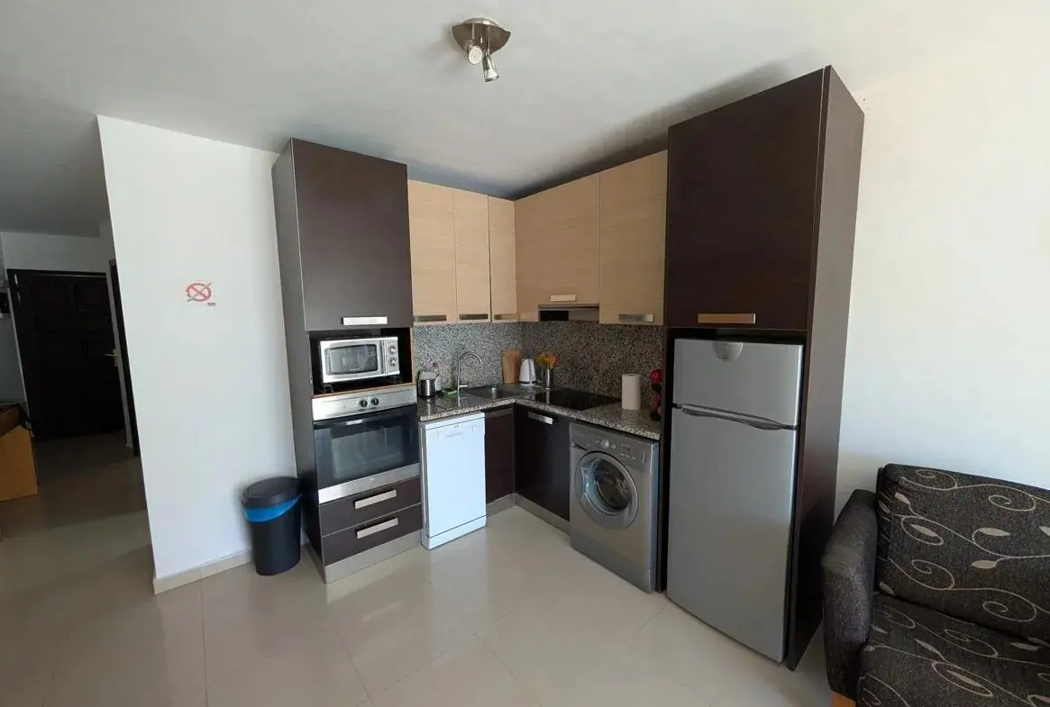 Apartment with Spacious Terrace in Park Albatros, Tenerife Sur – 4