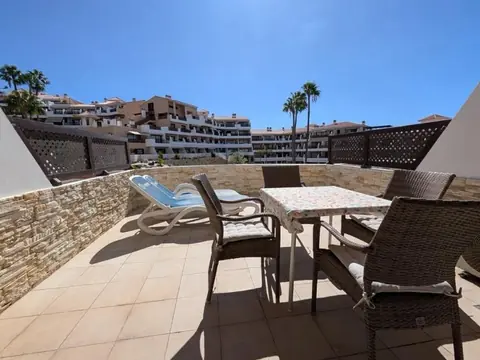 Apartment with Spacious Terrace in Park Albatros, Tenerife Sur – 2