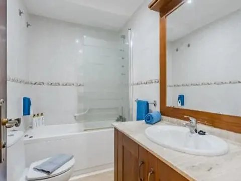 1-Bed Apt | Sea, Pool & Marina – 6