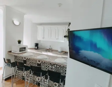 Spacious Ground-Floor Studio with Expansive Terrace – Parque Albatros, Tenerife – 5