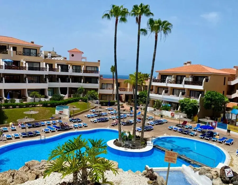 Apartment with pool view in Parque Albatros, Golf del Sur