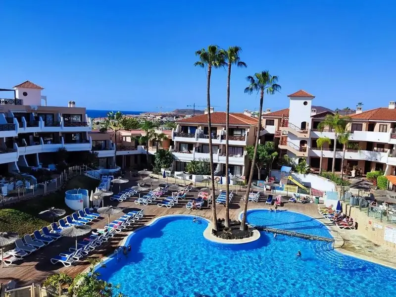 1-Bedroom Apartment with Terrace & Pool View – Park Albatros, Tenerife