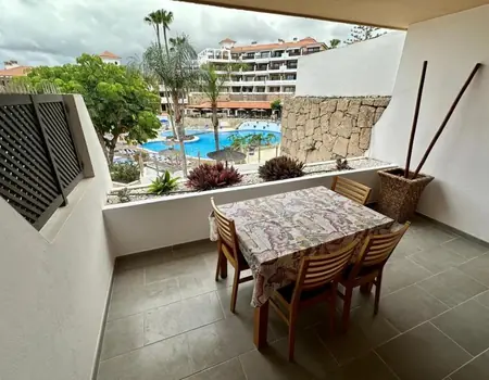 Apartment with pool view in Parque Albatros, Golf del Sur – 5