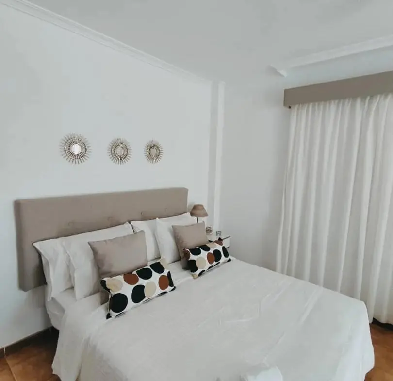 Spacious Ground-Floor Studio with Expansive Terrace – Parque Albatros, Tenerife – 3