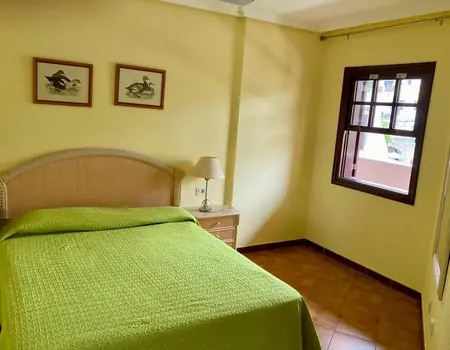 Investment Unit with 2-Bedrooms Conversion Potential – Parque Albatros – 2