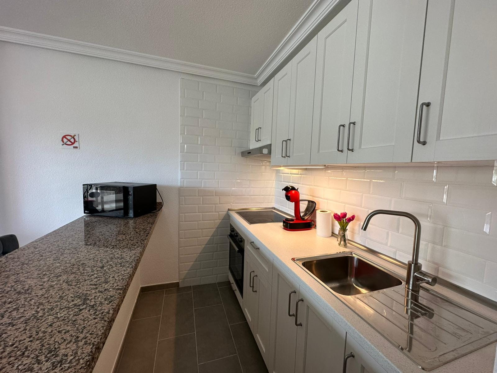 Kitchen in apartment in Parque Albatros Golf del Sur Tenerife